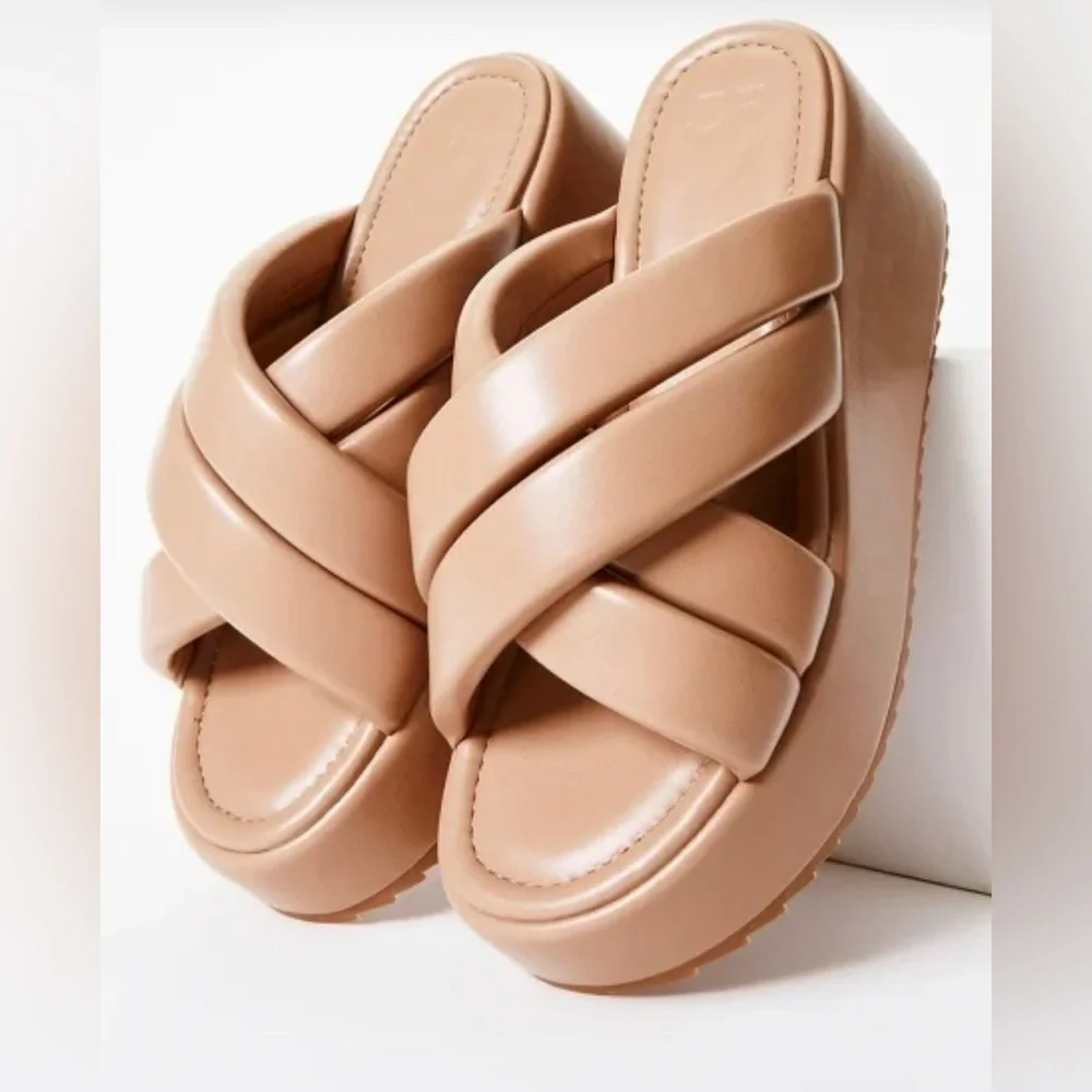JustFab Meline Platform Wedge Sandal Taupe Size 6 New in Box